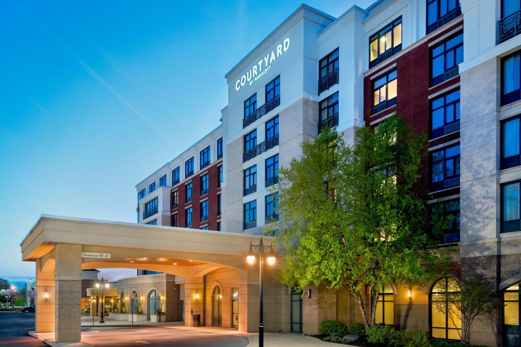 Courtyard By Marriott Philadelphia Lansdale Hotel Exterior photo