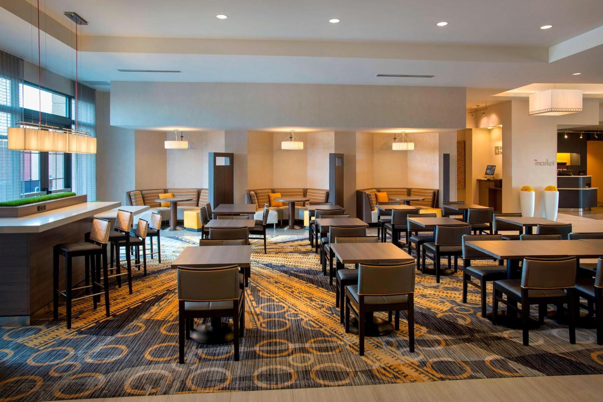 Courtyard By Marriott Philadelphia Lansdale Hotel Exterior photo