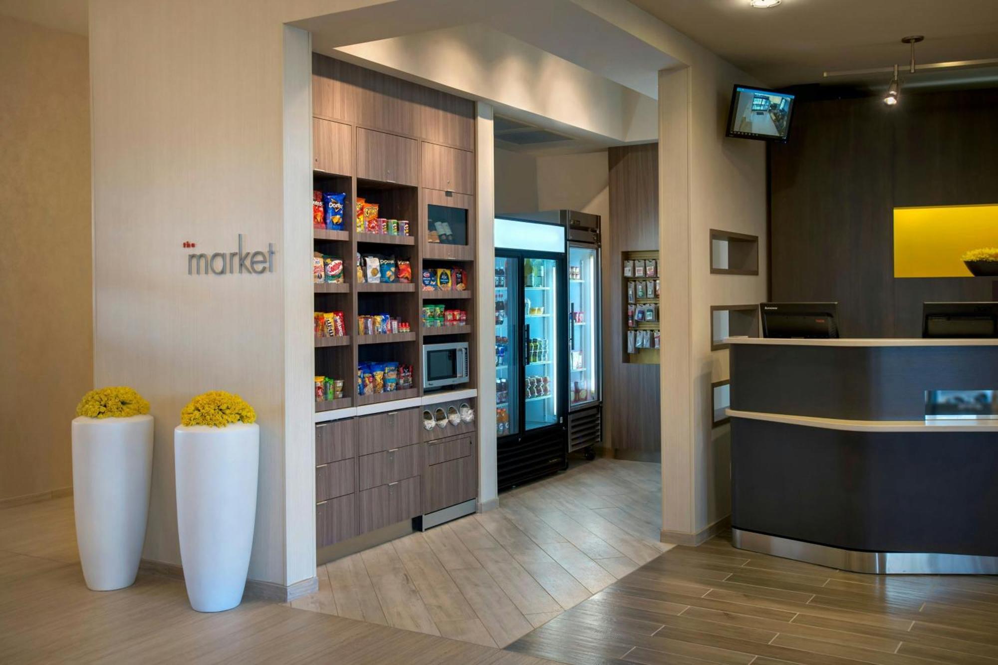 Courtyard By Marriott Philadelphia Lansdale Hotel Exterior photo